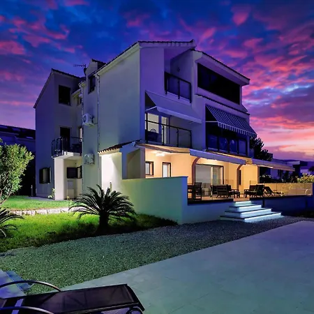 Amazing In Kastel Stafilic Holiday home Kastela