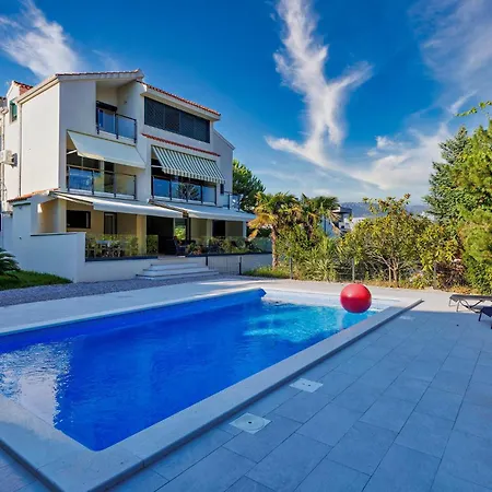 Amazing In Kastel Stafilic Holiday home *