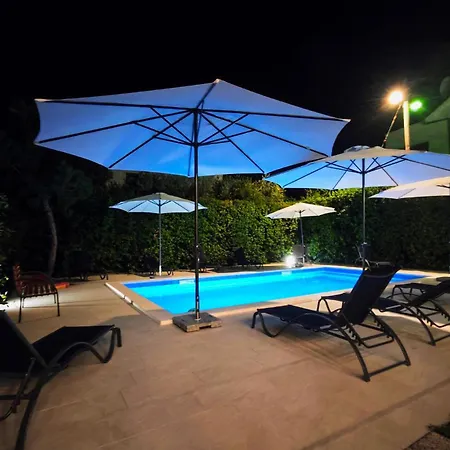 Luxurious Home In Kastel Stafilic Kaštela