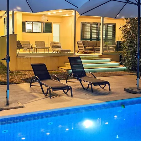 Casa vacanze Luxurious In Kastel Stafilic *